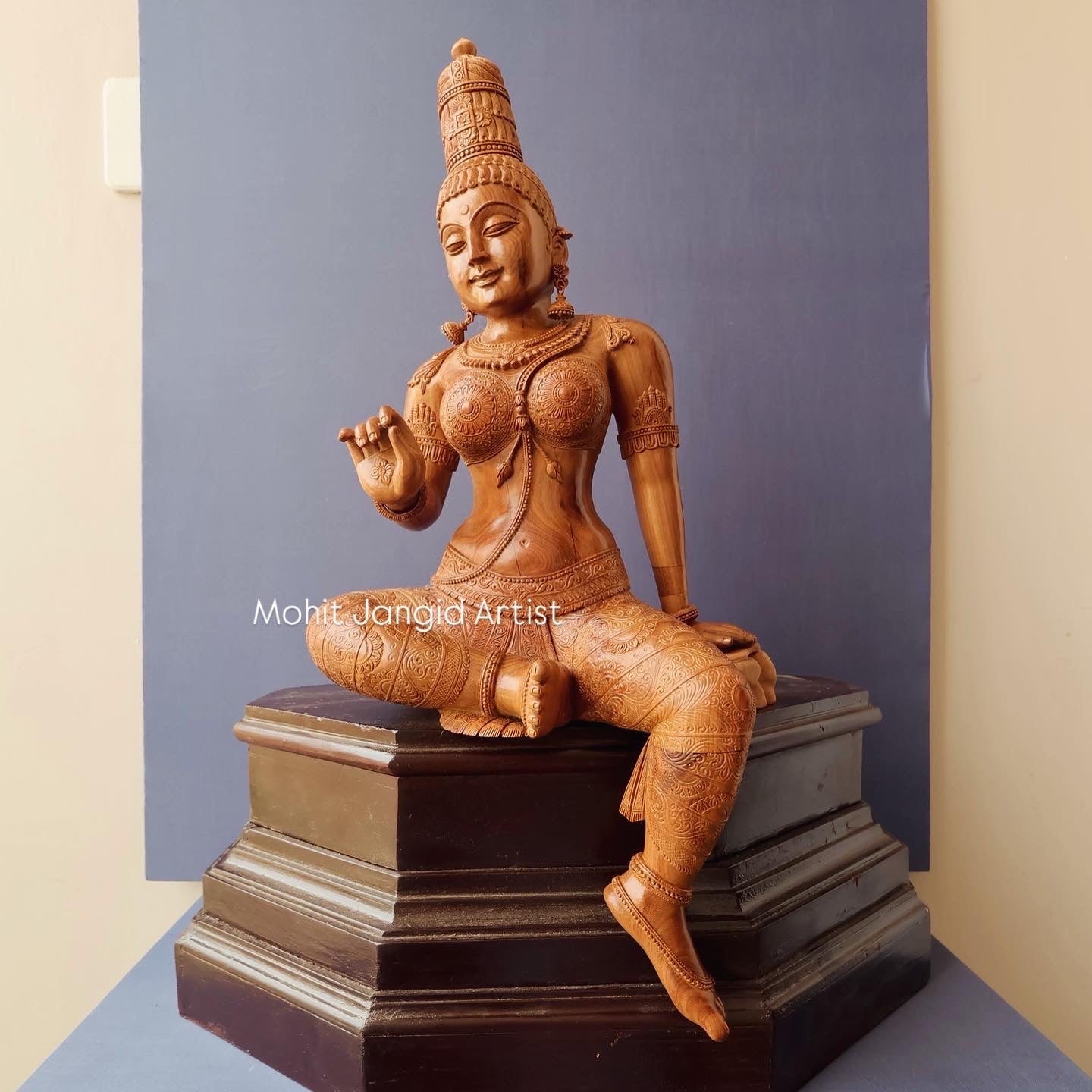 Sandalwood scupture of Devi Uma as Bhogashakti