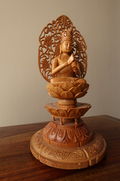 Sandalwood Vairochana Buddha , the Supreme Transcendent Buddha - Malji Arts